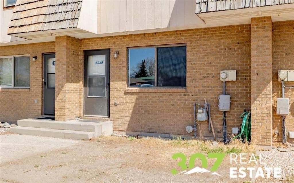 1649 N Park Dr — photo 24 of 24