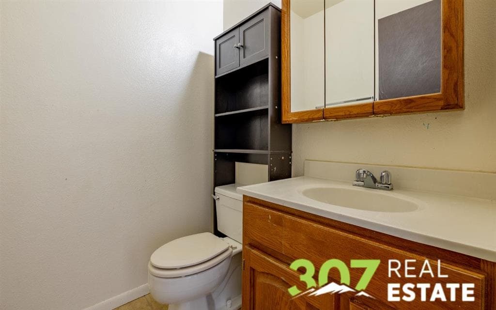 1649 N Park Dr — photo 6 of 24