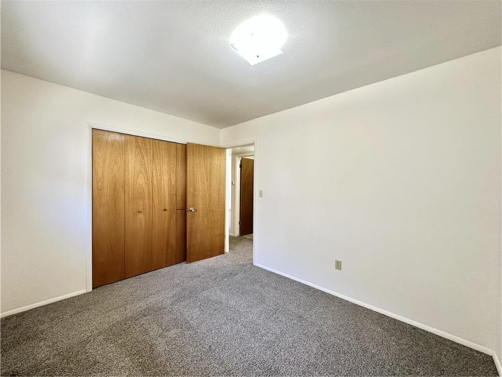 716 E 5th St — photo 18 of 22