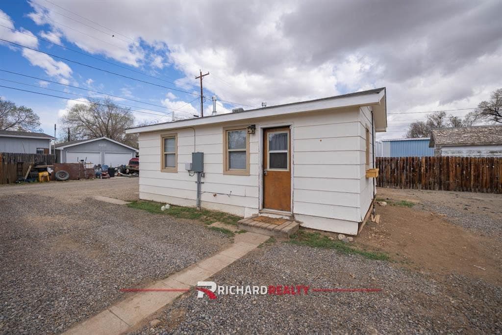 747 E Jefferson St — photo 22 of 25