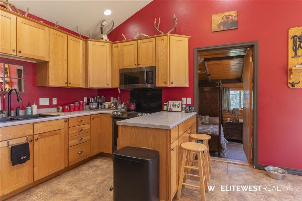 1083 Road 22 — photo 4 of 25