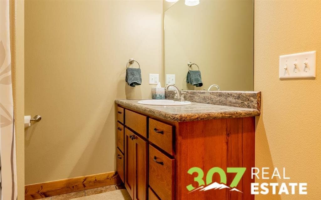1643 Stella Ct — photo 14 of 25