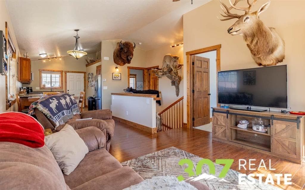 1643 Stella Ct — photo 5 of 25
