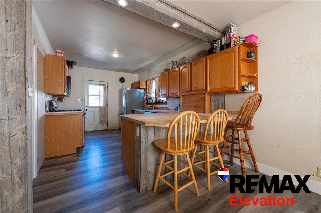 586 Nevada Ave — photo 7 of 25