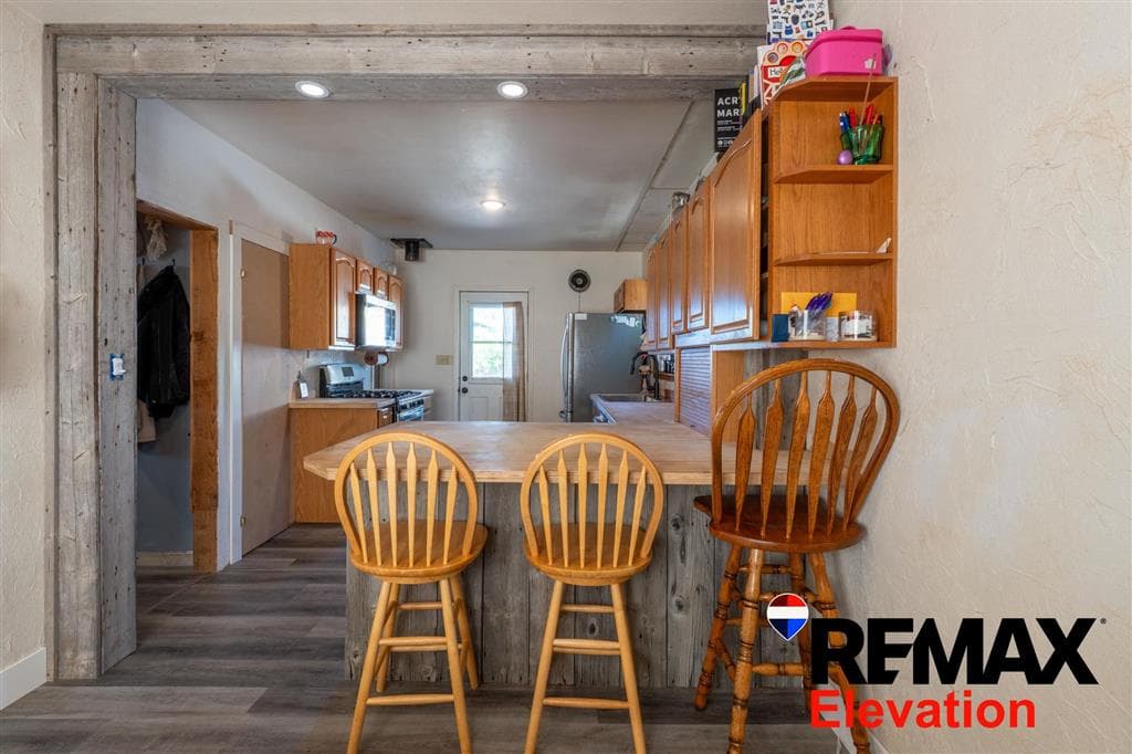 586 Nevada Ave — photo 9 of 25
