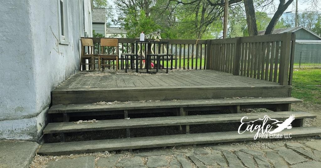 330 Idaho Ave — photo 16 of 19