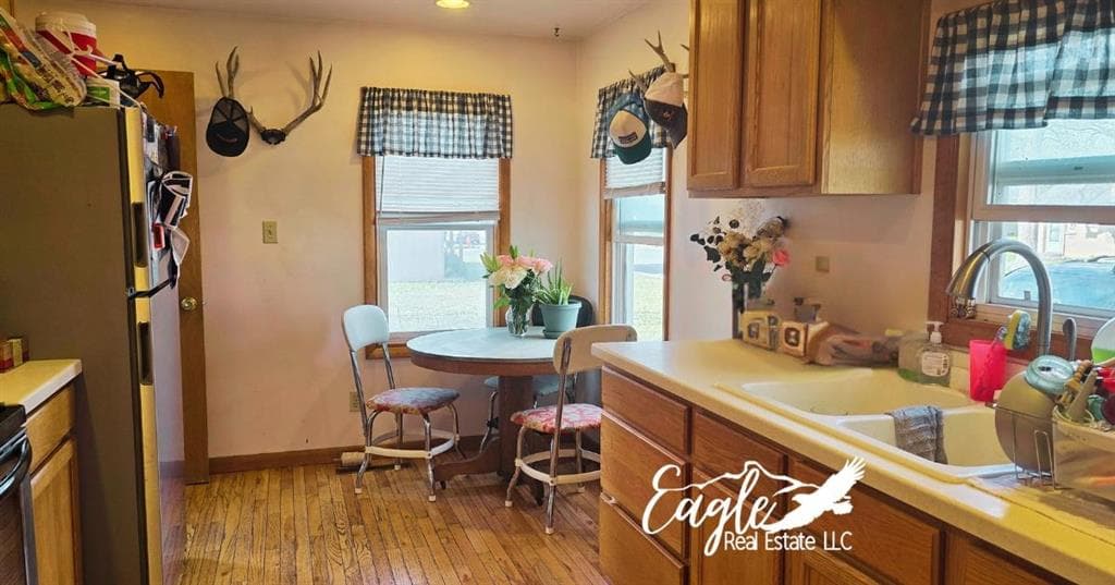 330 Idaho Ave — photo 6 of 19