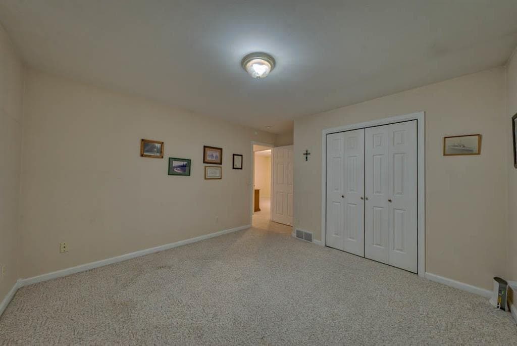 29 Mountain Dr — photo 21 of 25