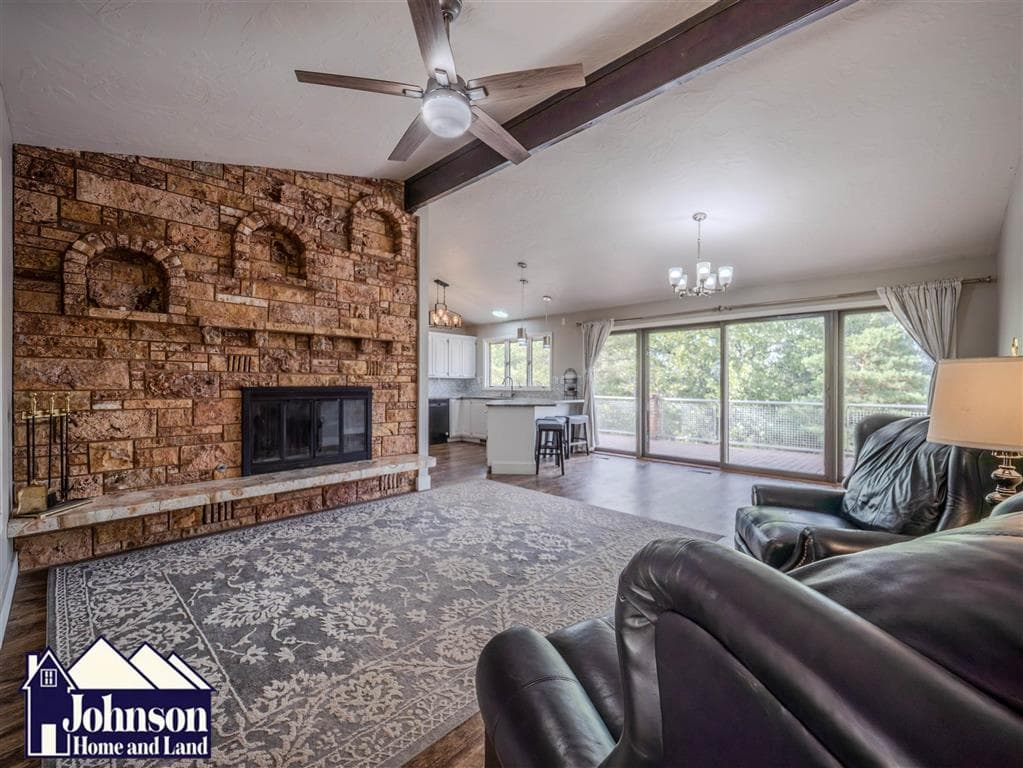 852 Garfield Ave — photo 11 of 25