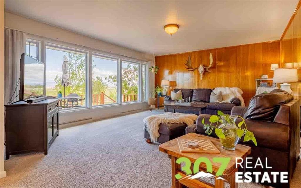 2357 Hwy 14-16-20 — photo 11 of 25