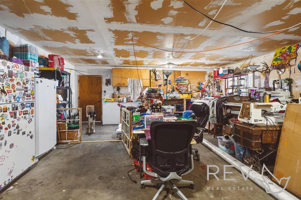 2525 Ina Ave — photo 8 of 20