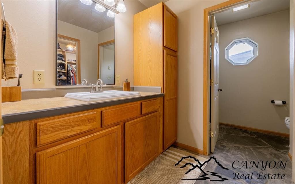 1014 Glade Ct — photo 10 of 25