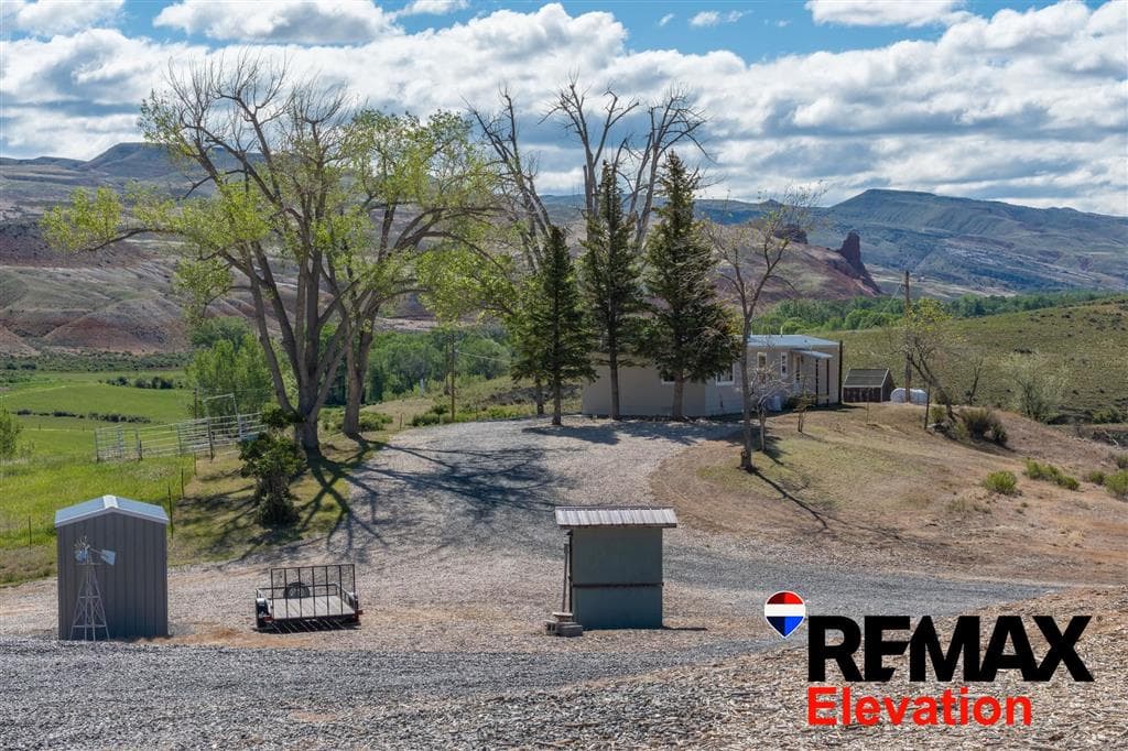 4183 Trapper Creek Rd — photo 11 of 25