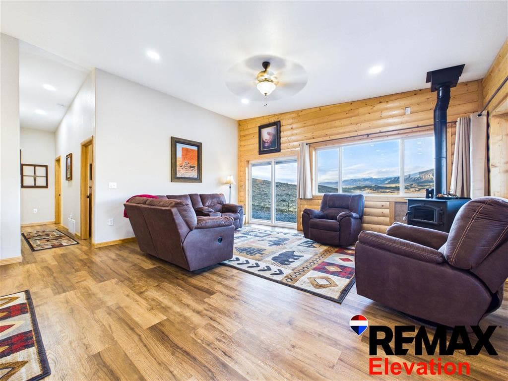 4183 Trapper Creek Rd — photo 13 of 25