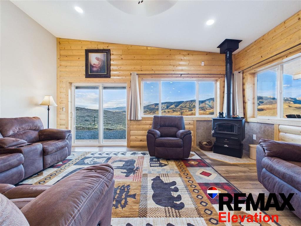 4183 Trapper Creek Rd — photo 14 of 25