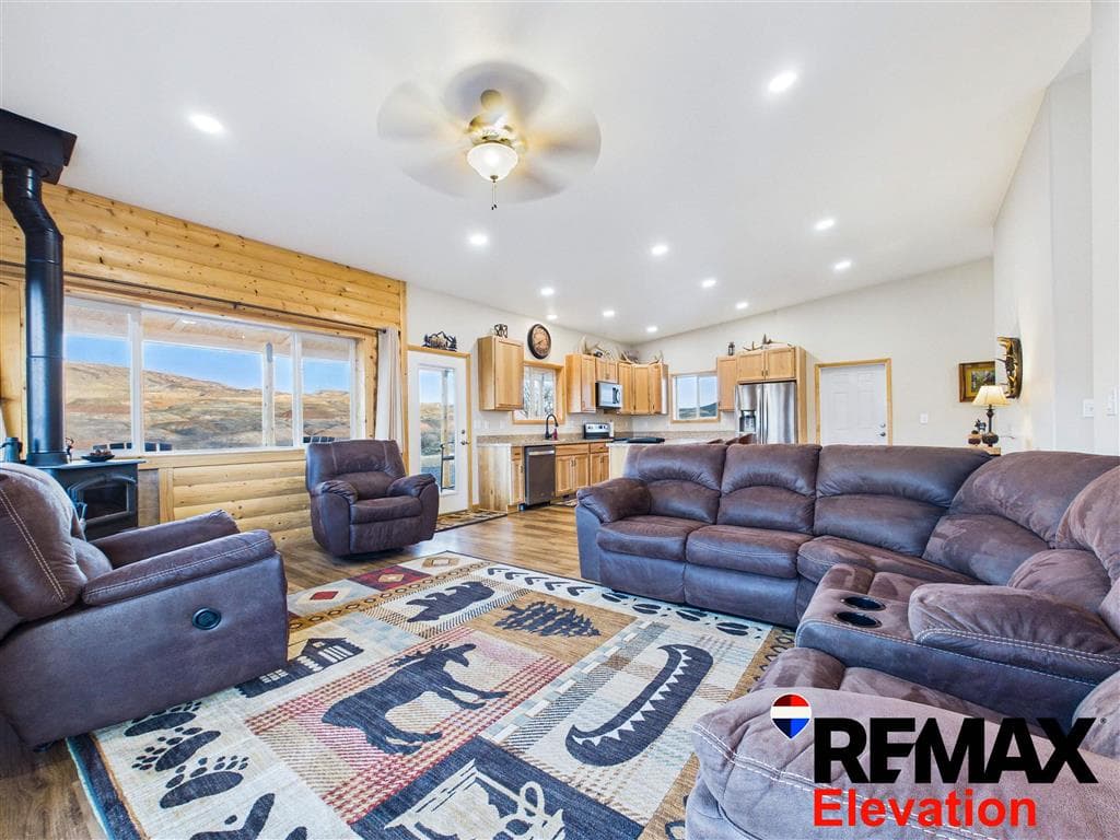 4183 Trapper Creek Rd — photo 17 of 25