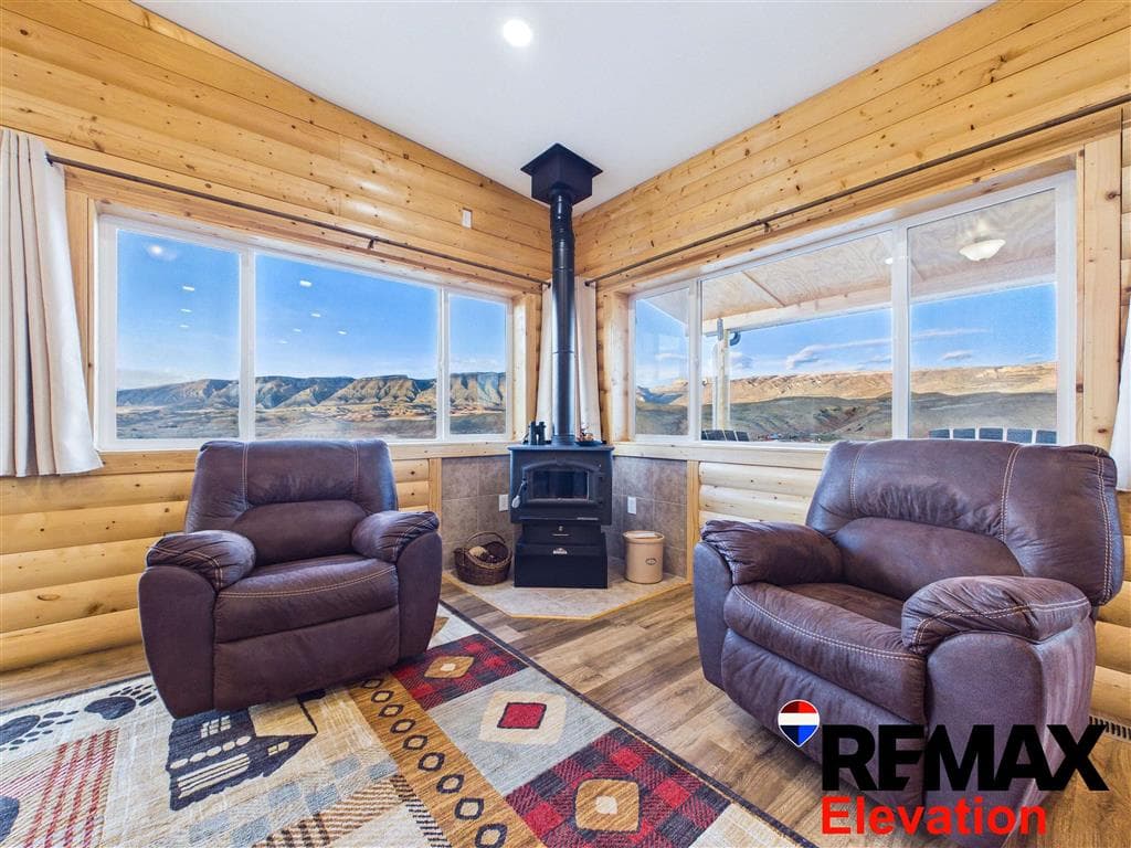 4183 Trapper Creek Rd — photo 18 of 25