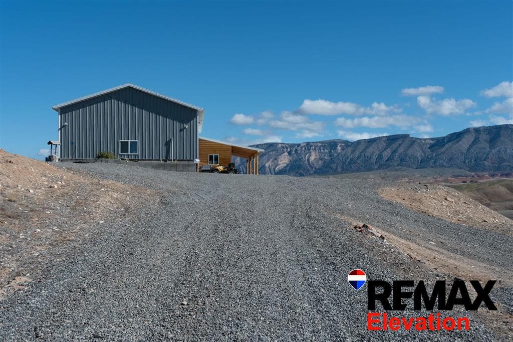 4183 Trapper Creek Rd — photo 3 of 25