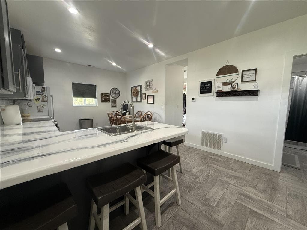 280 W Main St — photo 9 of 25