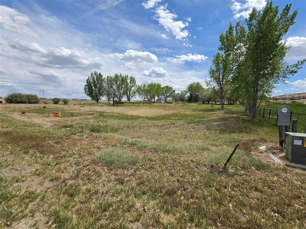 1302 Ten Mile Dr — photo 16 of 25