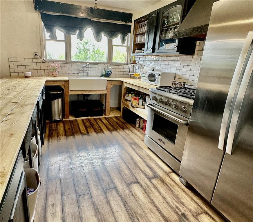 1318 Lane 12 — photo 11 of 25