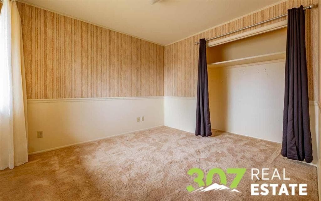 1220 Meadow Ln Ave — photo 14 of 25