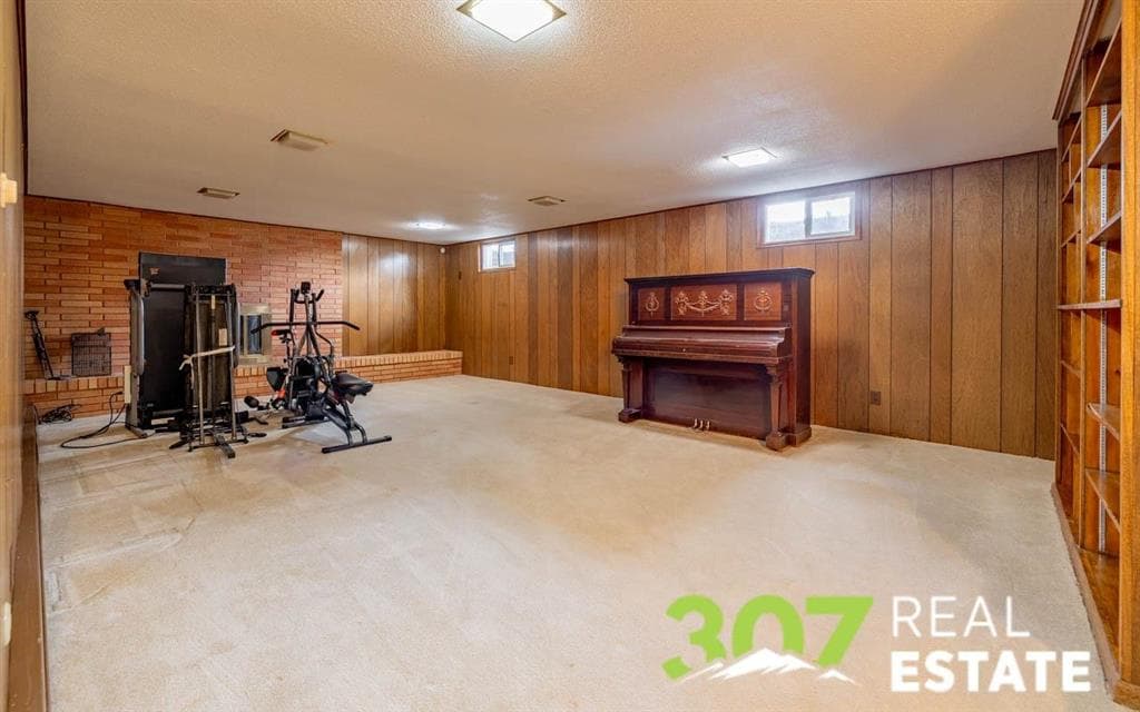 1220 Meadow Ln Ave — photo 21 of 25