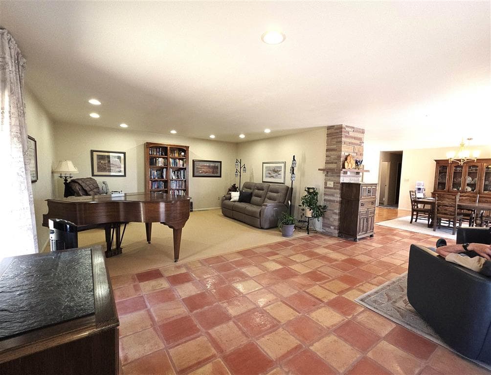 277 S Southfork Rd — photo 25 of 25