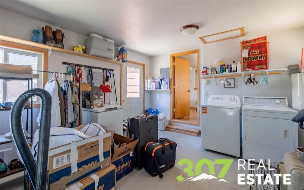 868 E North St — photo 13 of 25