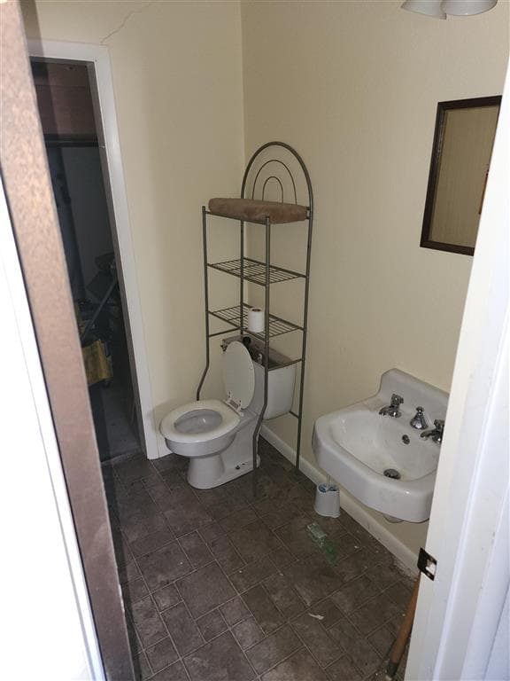 1800 Cardinal Street — photo 7 of 9