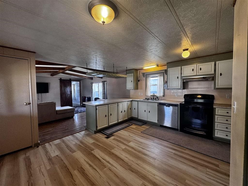 2020 Sage Lane — photo 3 of 19