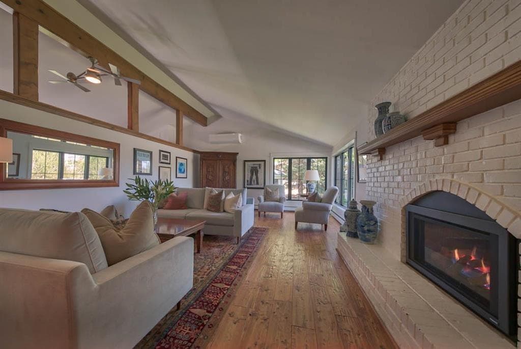 502 Skyline Dr — photo 11 of 25