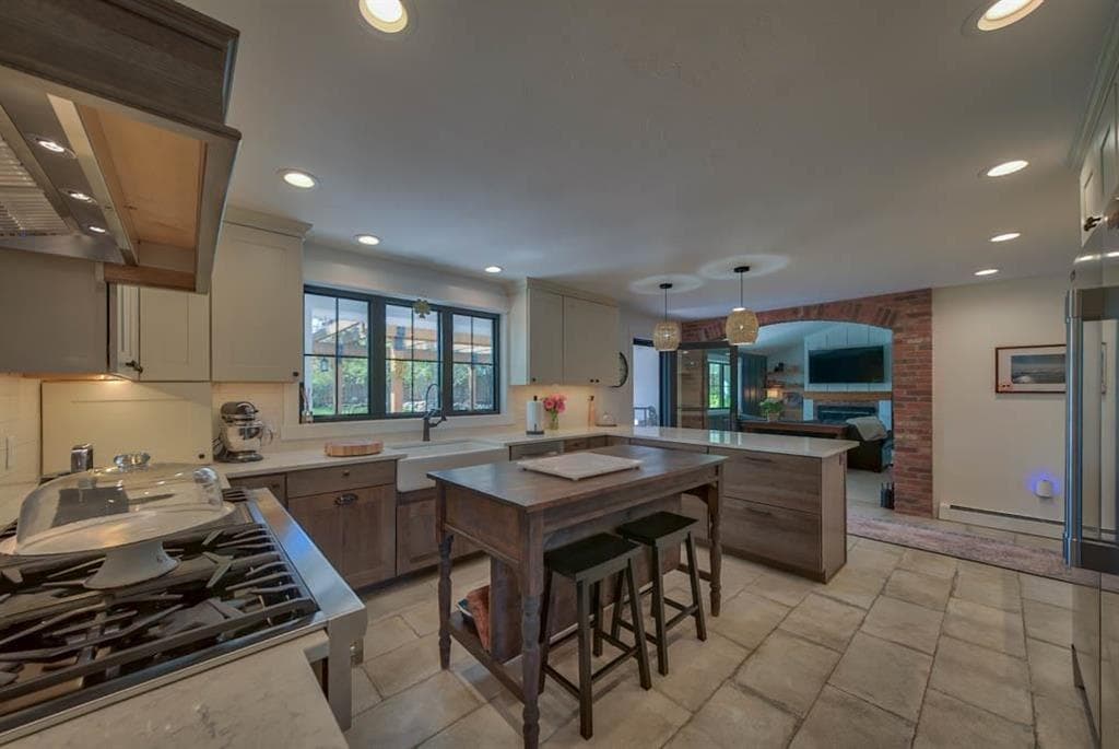 502 Skyline Dr — photo 16 of 25