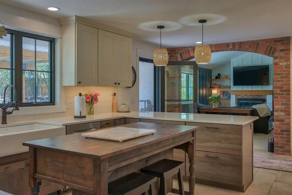 502 Skyline Dr — photo 21 of 25