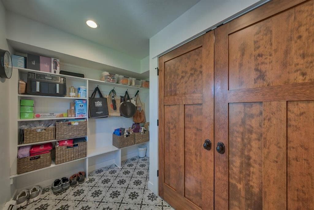 502 Skyline Dr — photo 24 of 25