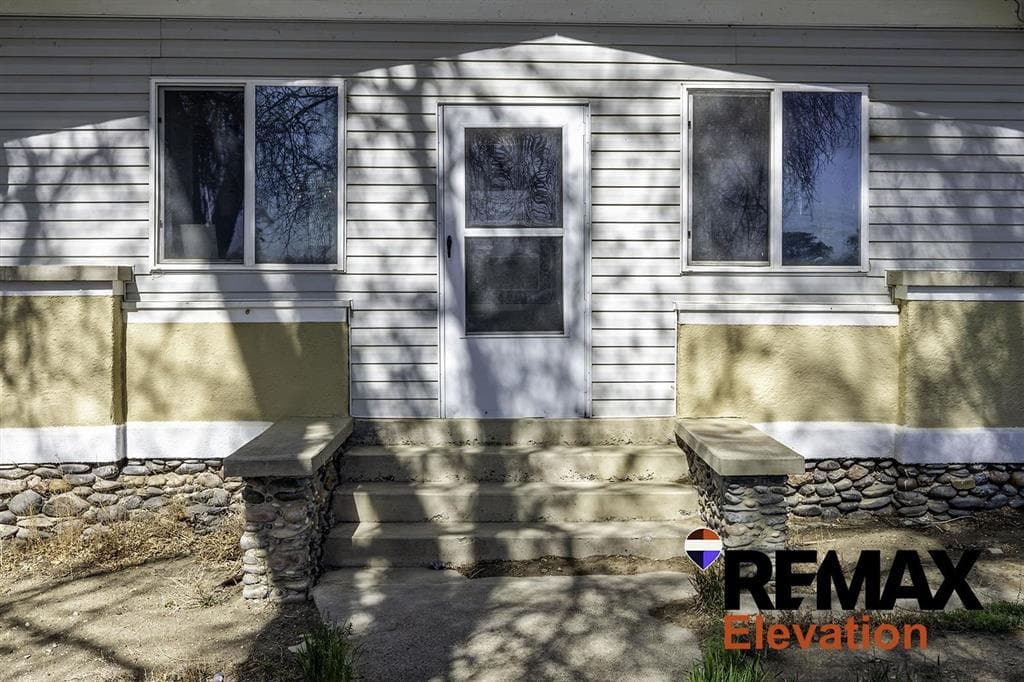1026 Lane 5 — photo 3 of 25
