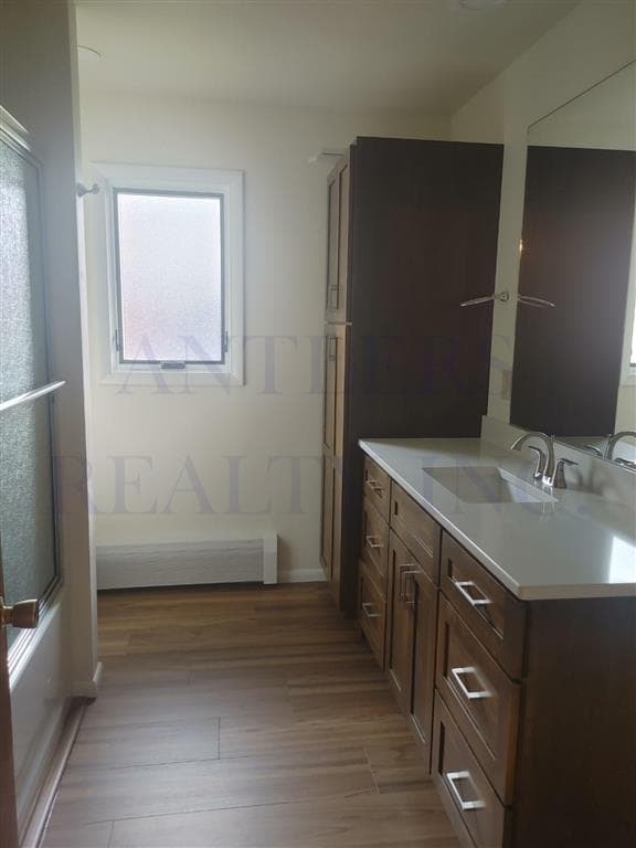 2537 Newton Ave — photo 5 of 17