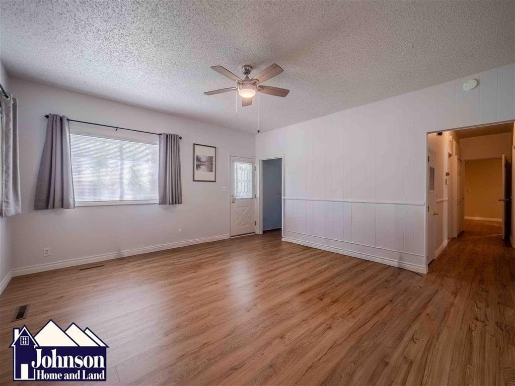 283 E 3rd St — photo 10 of 25