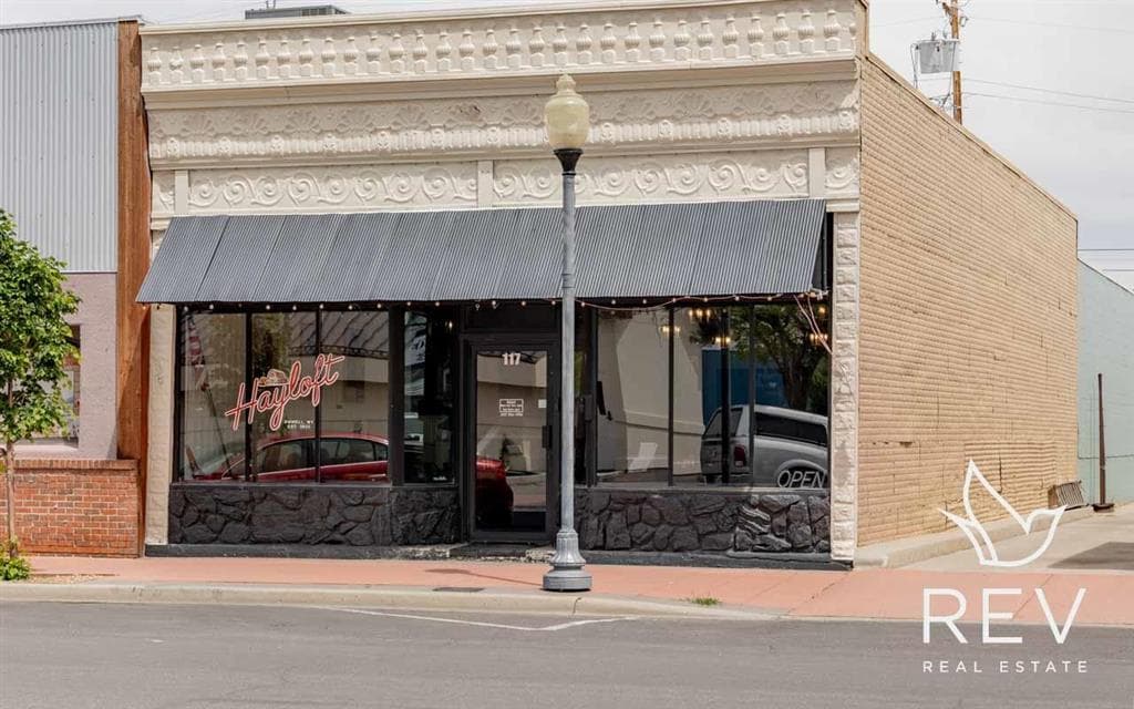 117 S Bent St — photo 6 of 25
