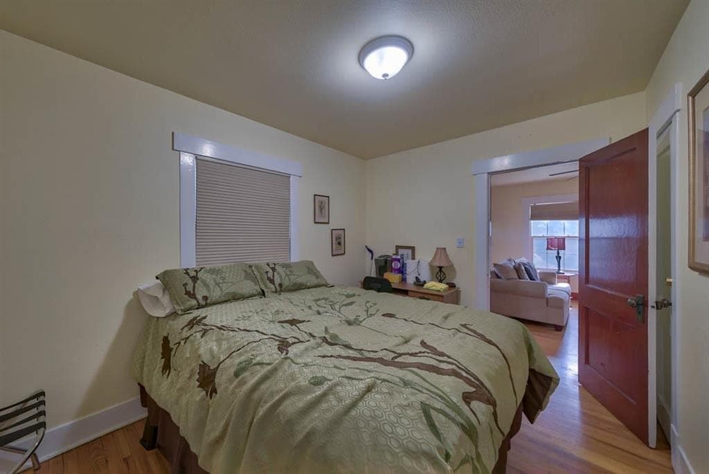 517 2nd Ave S — photo 17 of 25