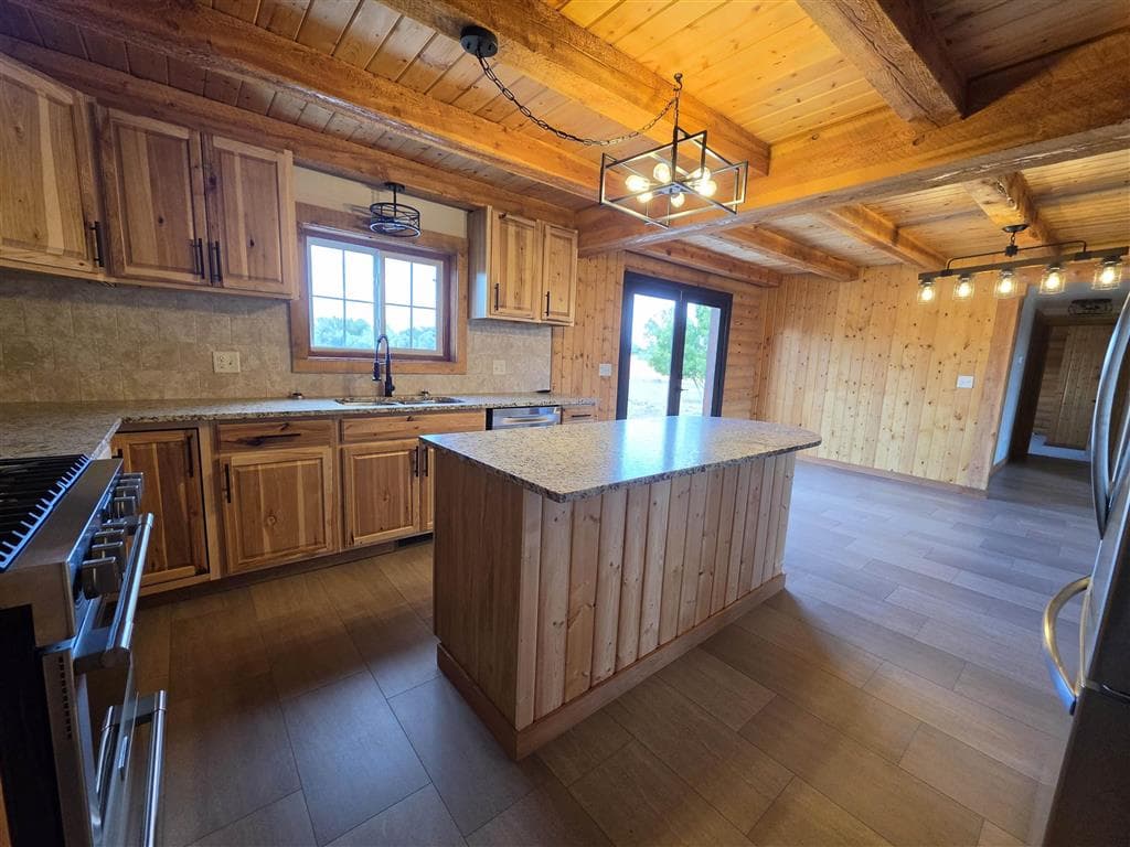 311 Bridge Ave — photo 16 of 25