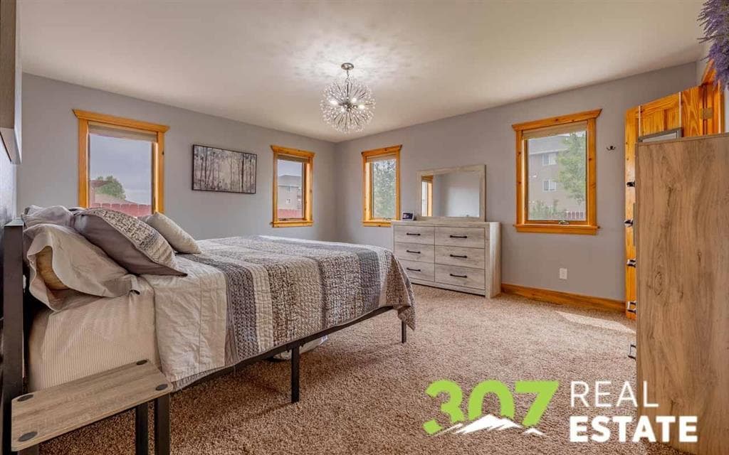 2832 Kent Ave — photo 13 of 25