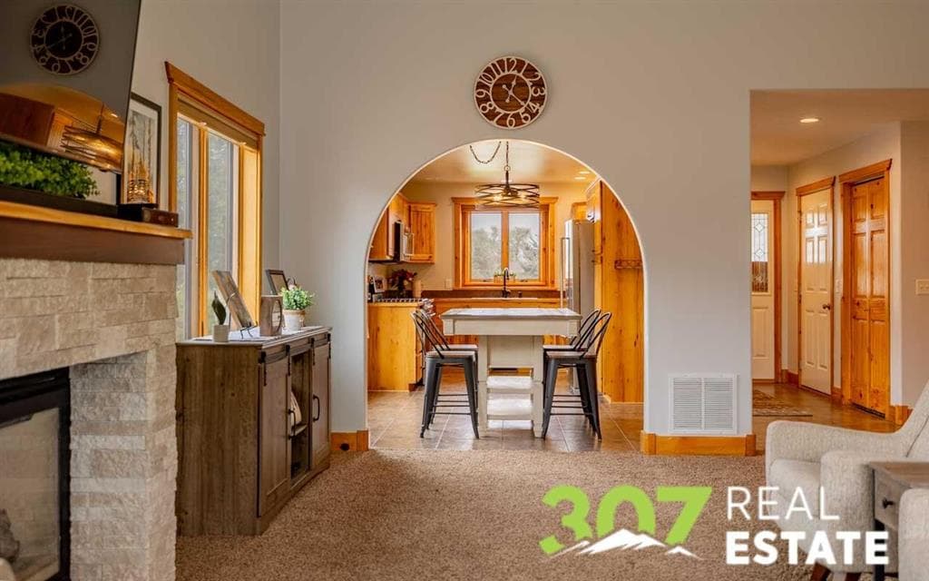 2832 Kent Ave — photo 8 of 25