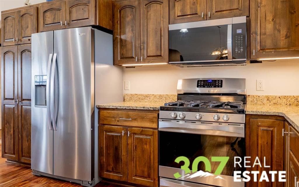 3431 Appalachian Ave — photo 6 of 25