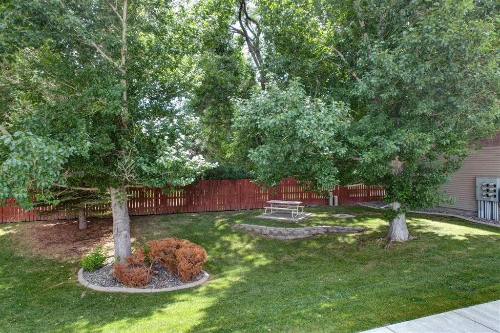 2803 Lincoln Ave — photo 25 of 25