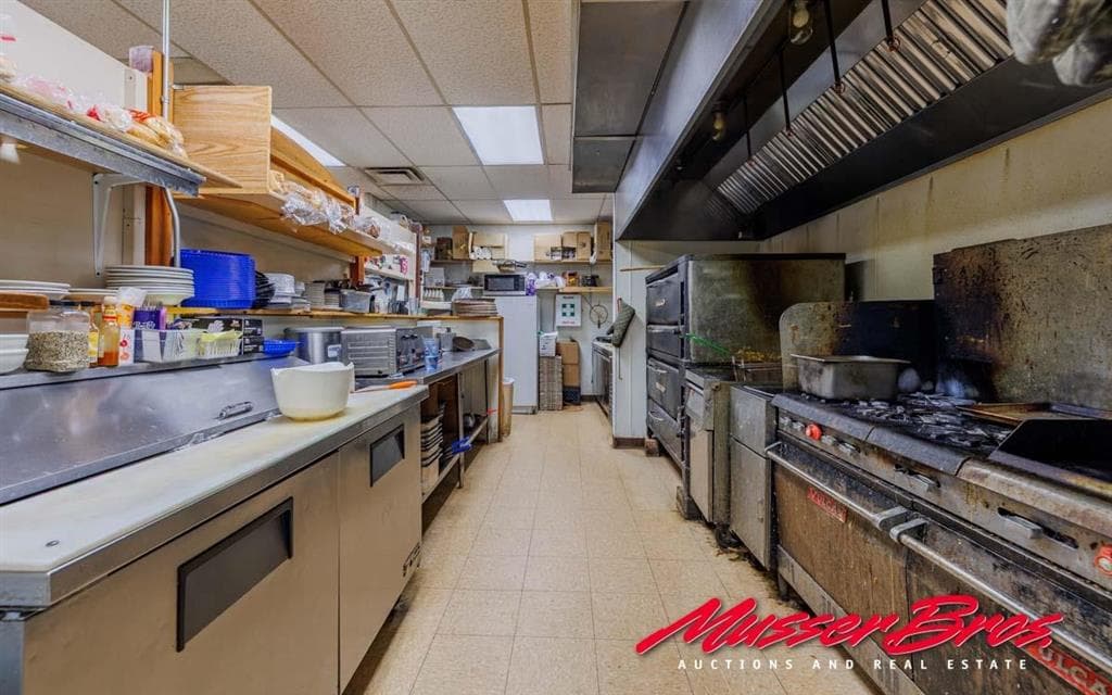 2706 Big Horn Ave — photo 25 of 25