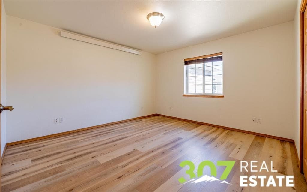 2830 Lincoln Ave — photo 10 of 25
