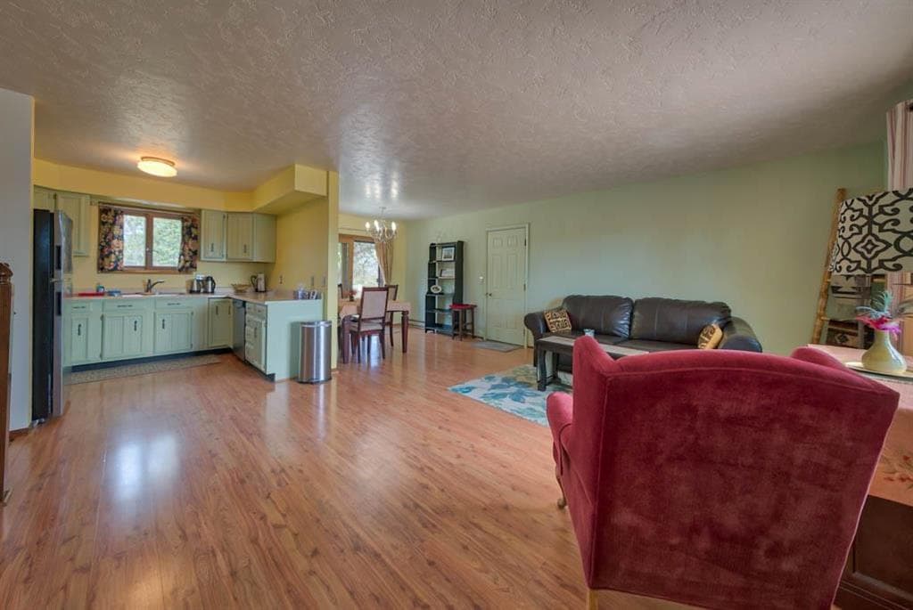 2305 Tresler Ave — photo 20 of 25