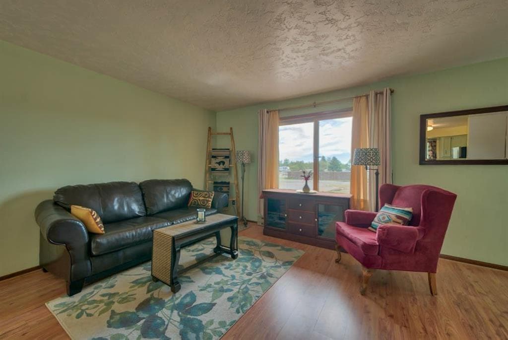2305 Tresler Ave — photo 21 of 25