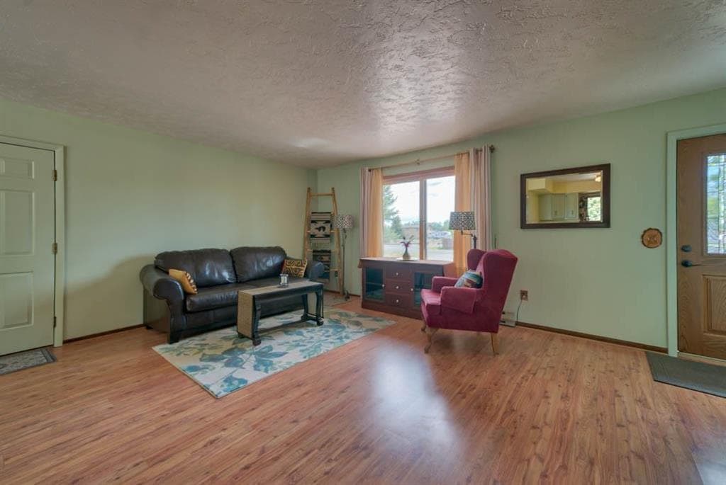 2305 Tresler Ave — photo 22 of 25